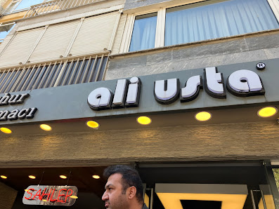 Meşhur Dondurmacı Ali Usta thumb 4